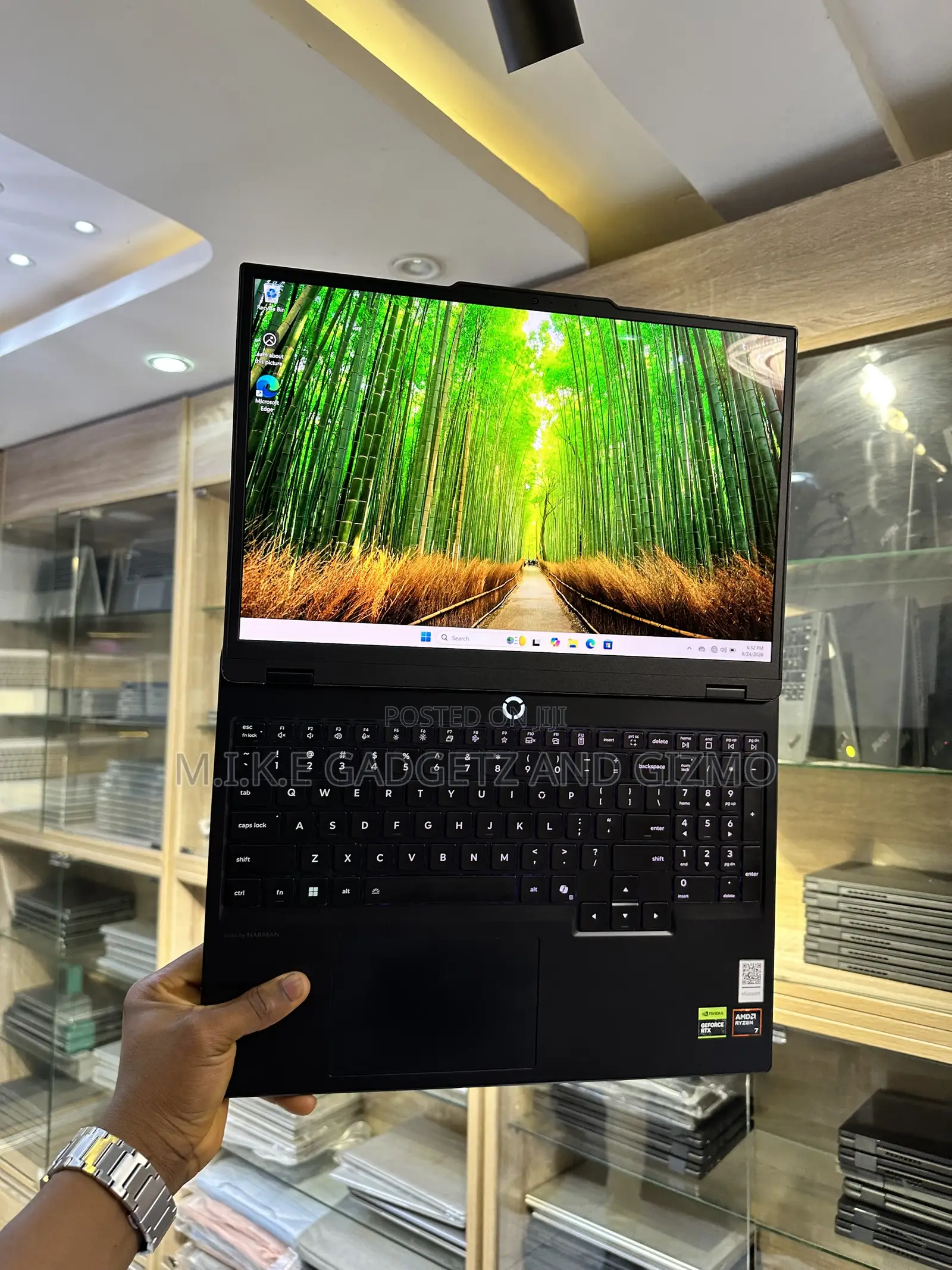 Laptop Lenovo Legion 5 16GB AMD Ryzen 7 SSD 512GB