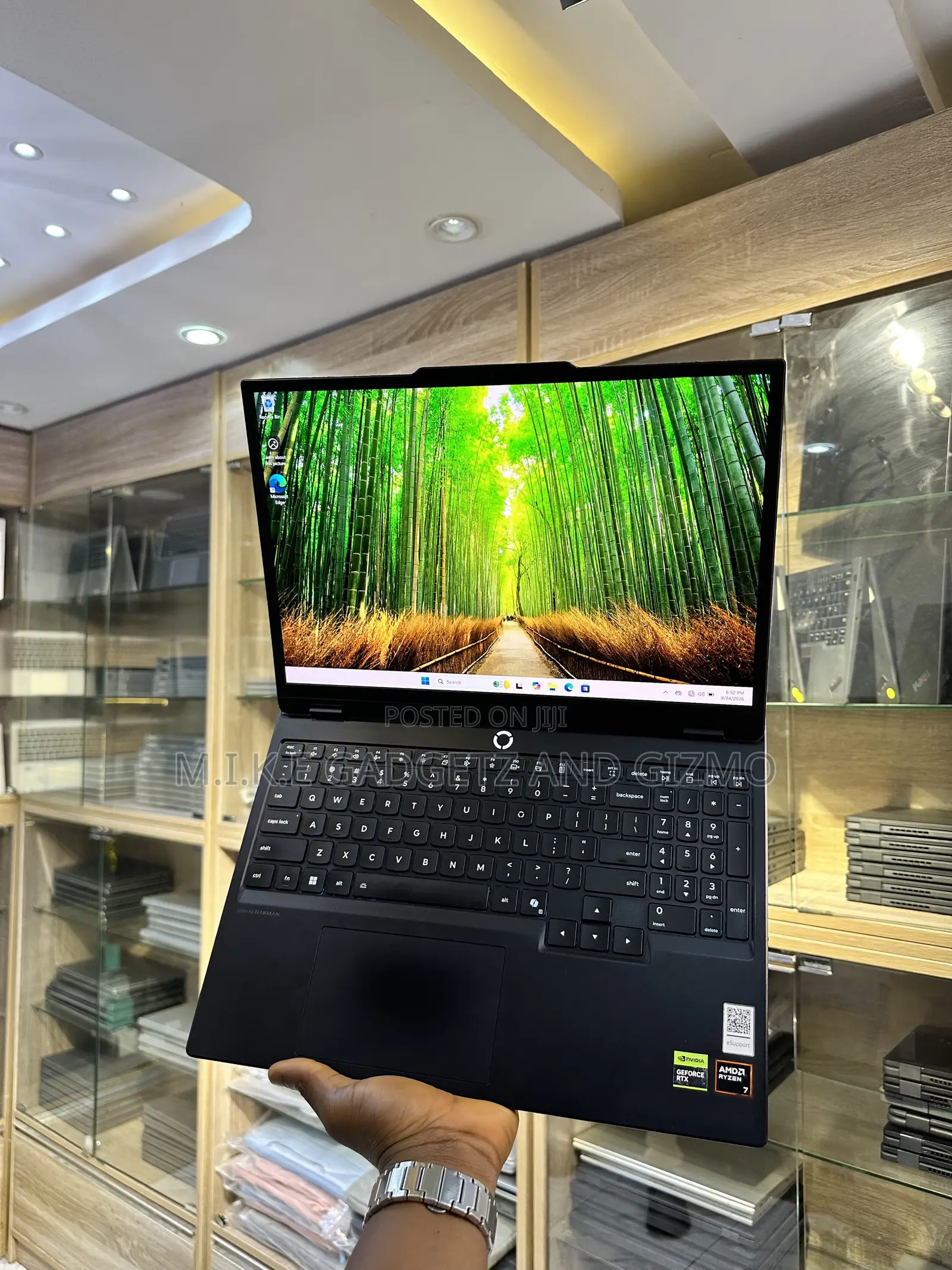 Laptop Lenovo Legion 5 16GB AMD Ryzen 7 SSD 512GB