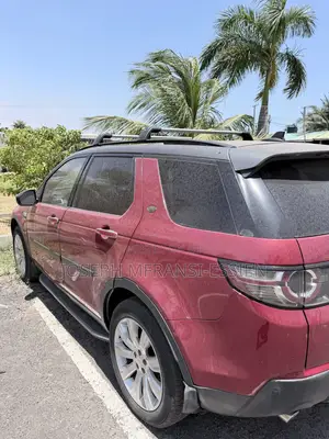 Land Rover Discovery Sport 2016 Maroon