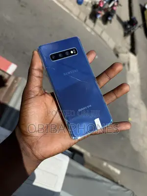 Samsung Galaxy S10 128 GB Blue