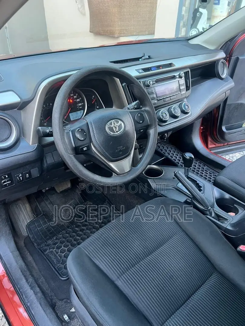 Toyota RAV4 2015