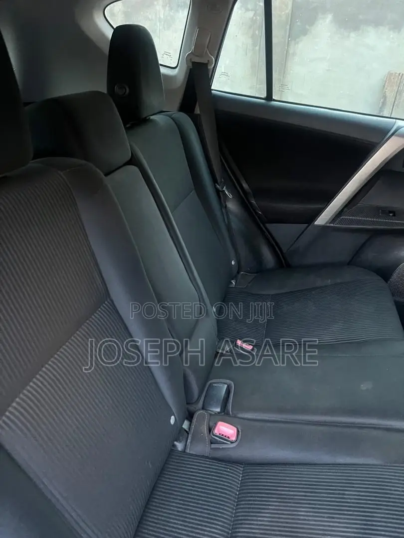 Toyota RAV4 2015