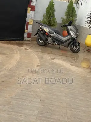 Yamaha NMAX 155 2025