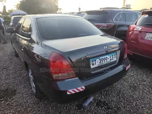 Hyundai Elantra 2004 Gray