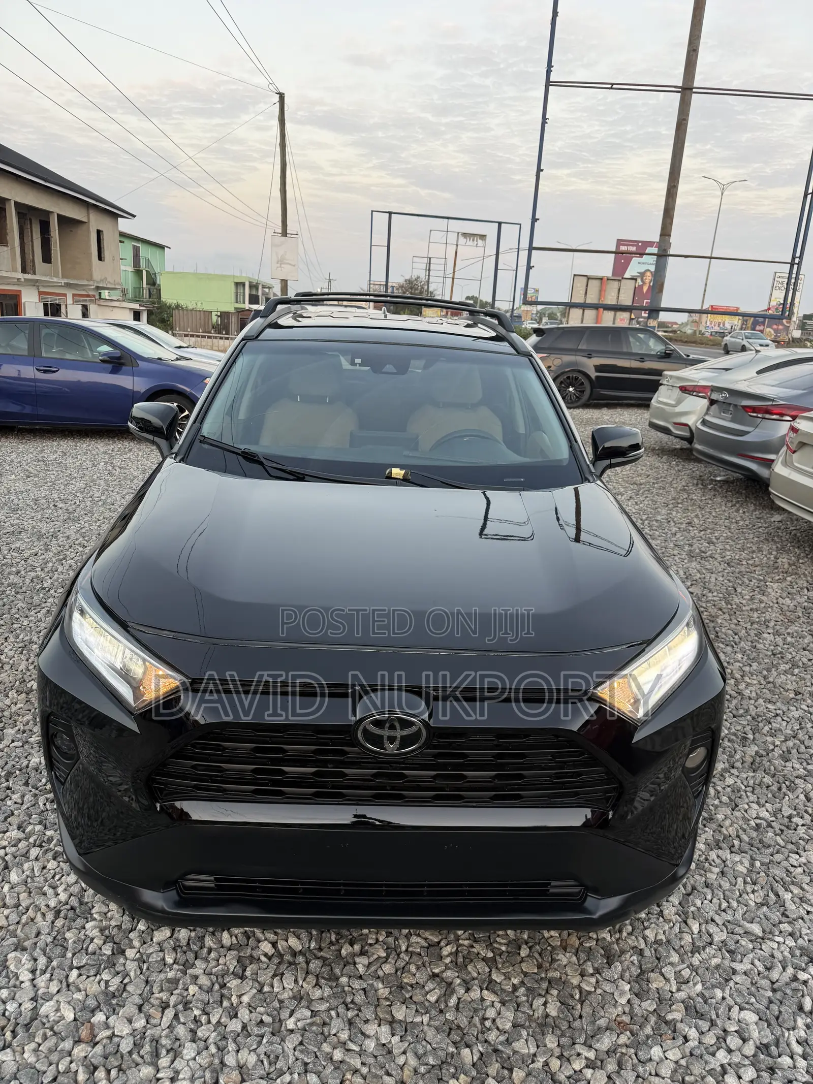 Toyota RAV4 2022 Black