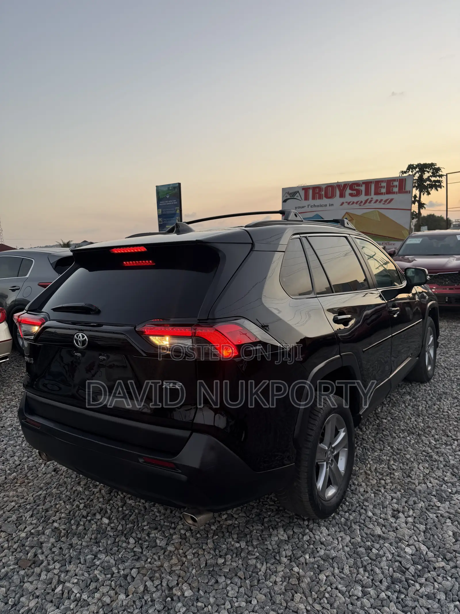 Toyota RAV4 2022 Black