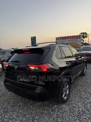 Toyota RAV4 2022 Black
