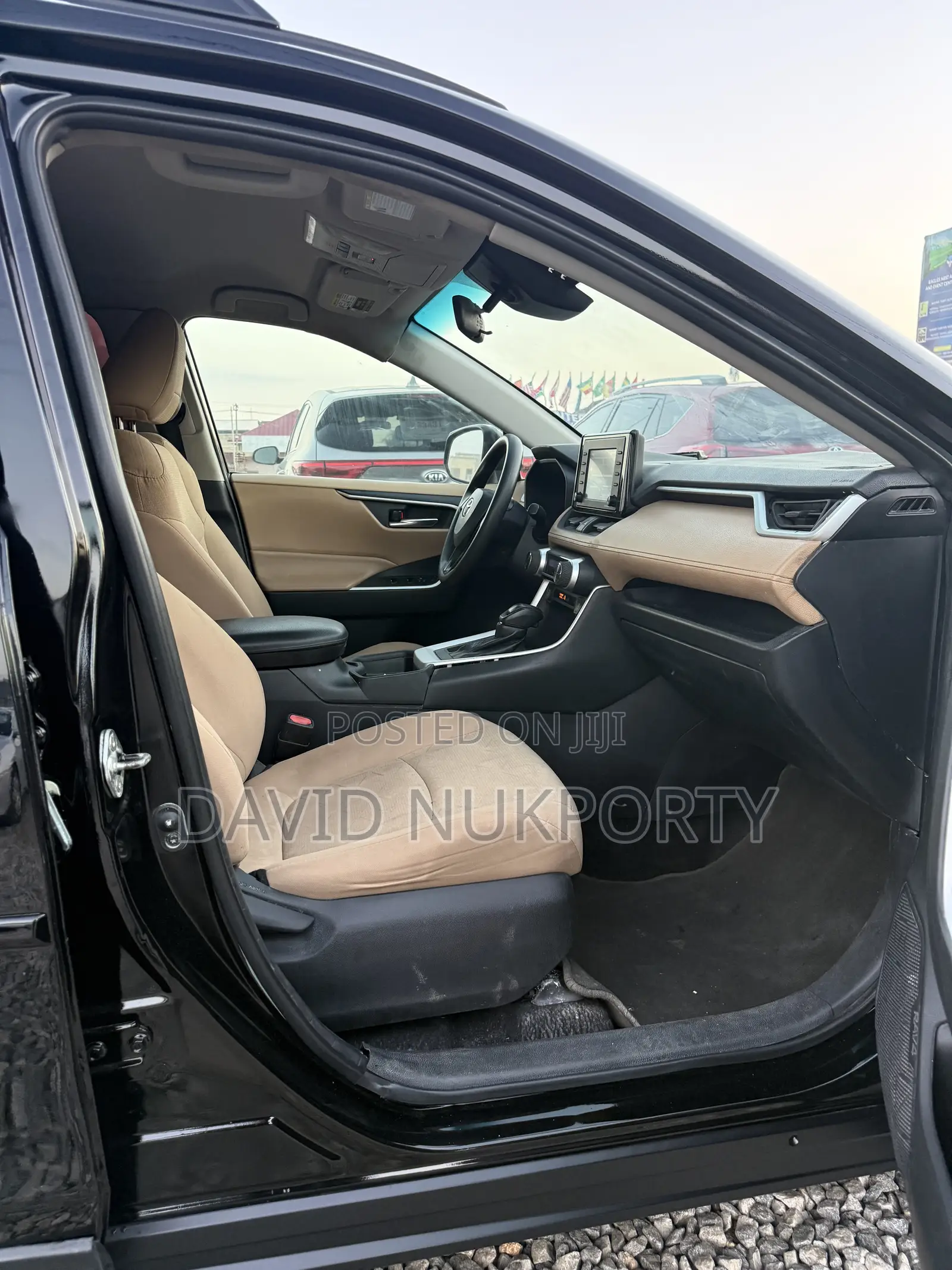 Toyota RAV4 2022 Black
