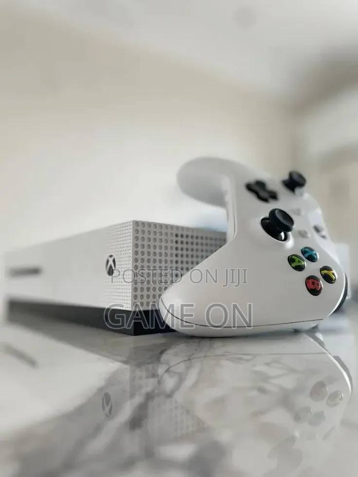 Xbox One S 1tb 17+ Games FC27 Inclusive