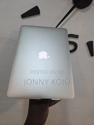 Laptop Apple MacBook Pro 2015 8GB Intel Core i5 SSD 256GB