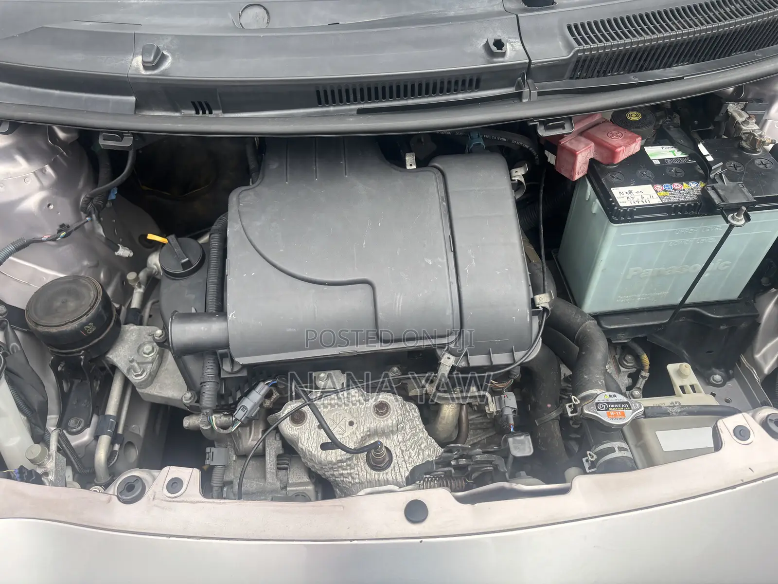 Toyota Vitz 1.0 FWD 5dr 2010 Silver
