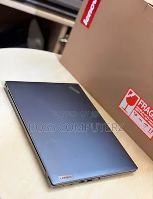 Laptop Lenovo ThinkPad T14 G3 16GB Intel Core i7 SSD 512GB