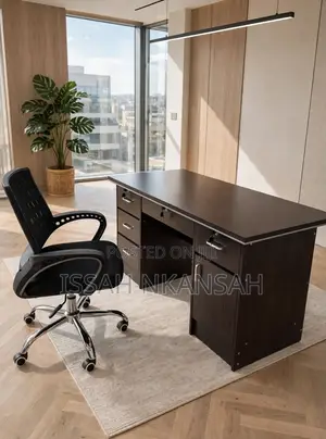 Luxury Office Desk and 2 Chairs