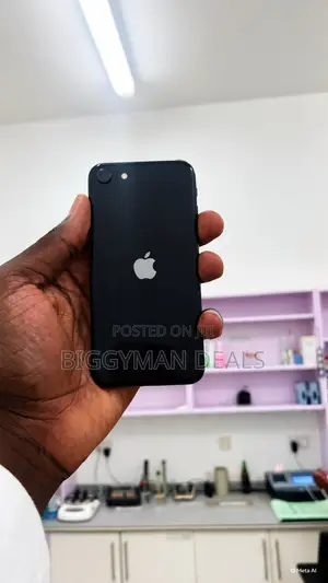 Apple iPhone SE (2022) 128 GB Black
