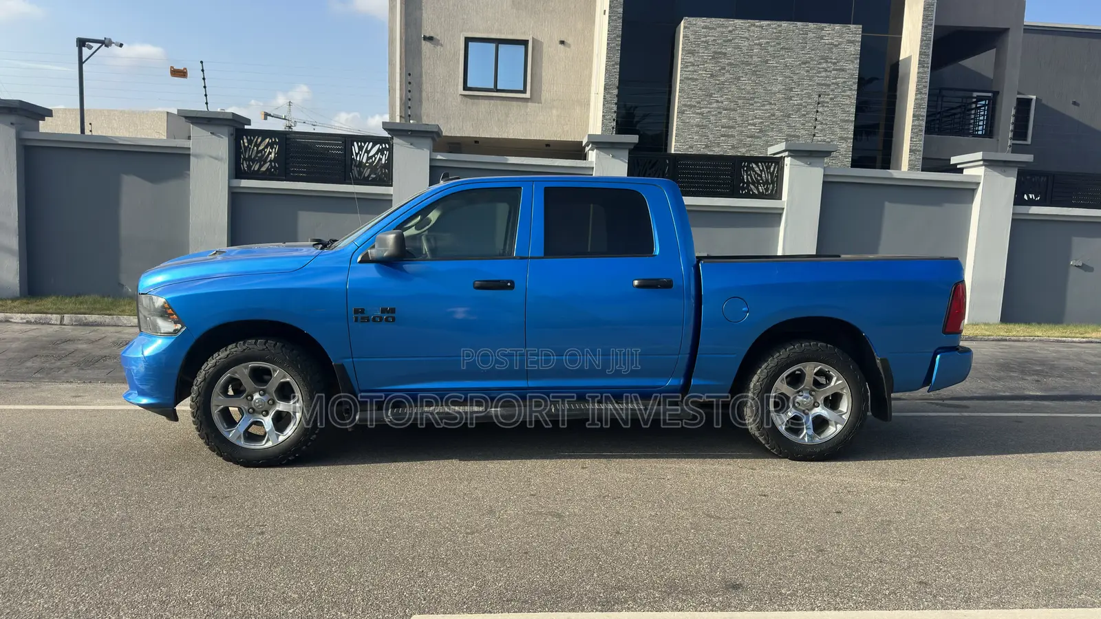 Dodge RAM 1500 3.6 Petrol AWD 2019 Blue
