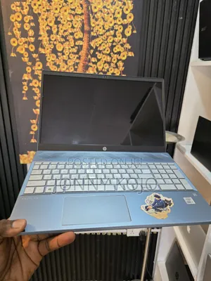 Laptop HP 15-fd0290ns 12GB Intel Core i7 SSD 256GB