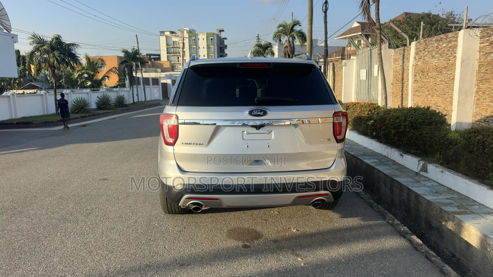 Ford Explorer Limited 4dr SUV (3.5L 6cyl 6A) 2016 Silver