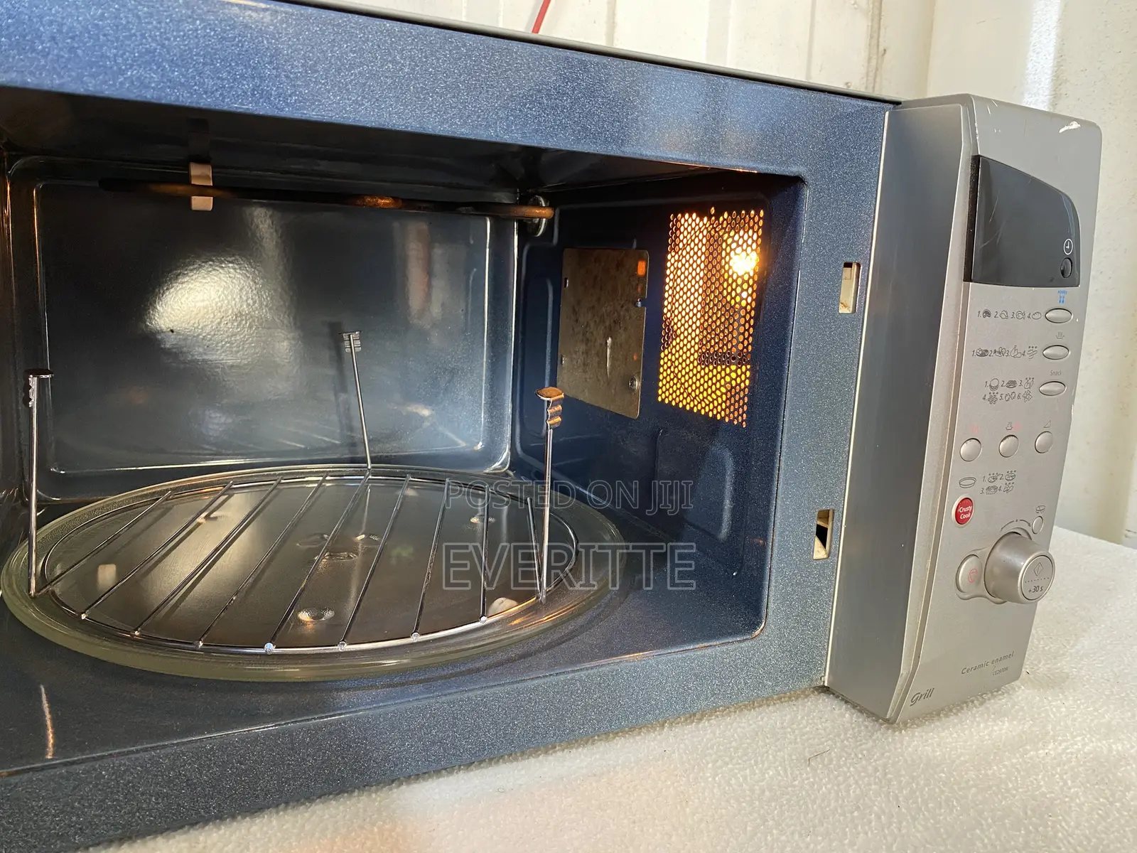 Samsung 25L Grill Microwave With TDS Tech – Heavy Duty Reliable!
