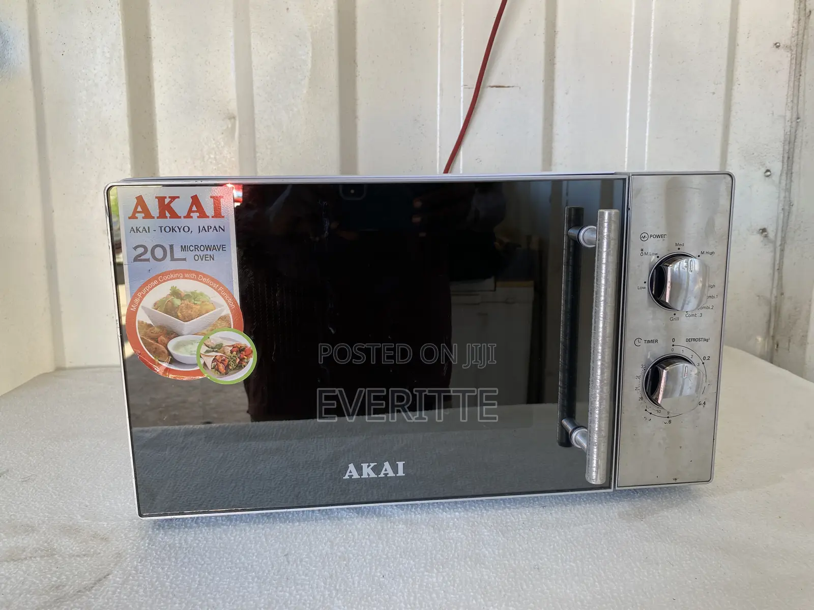 Akai 20L Grill Microwave – Premium Mirror Finish / Near New
