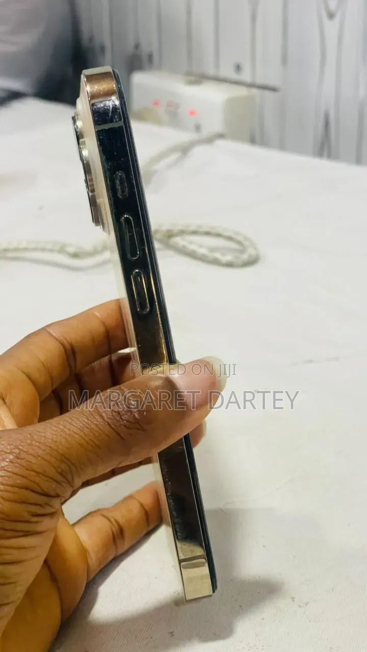 Apple iPhone 14 Pro 128 GB Gold