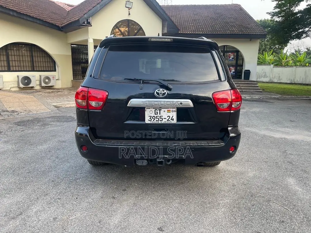 Toyota Sequoia 2015 Black