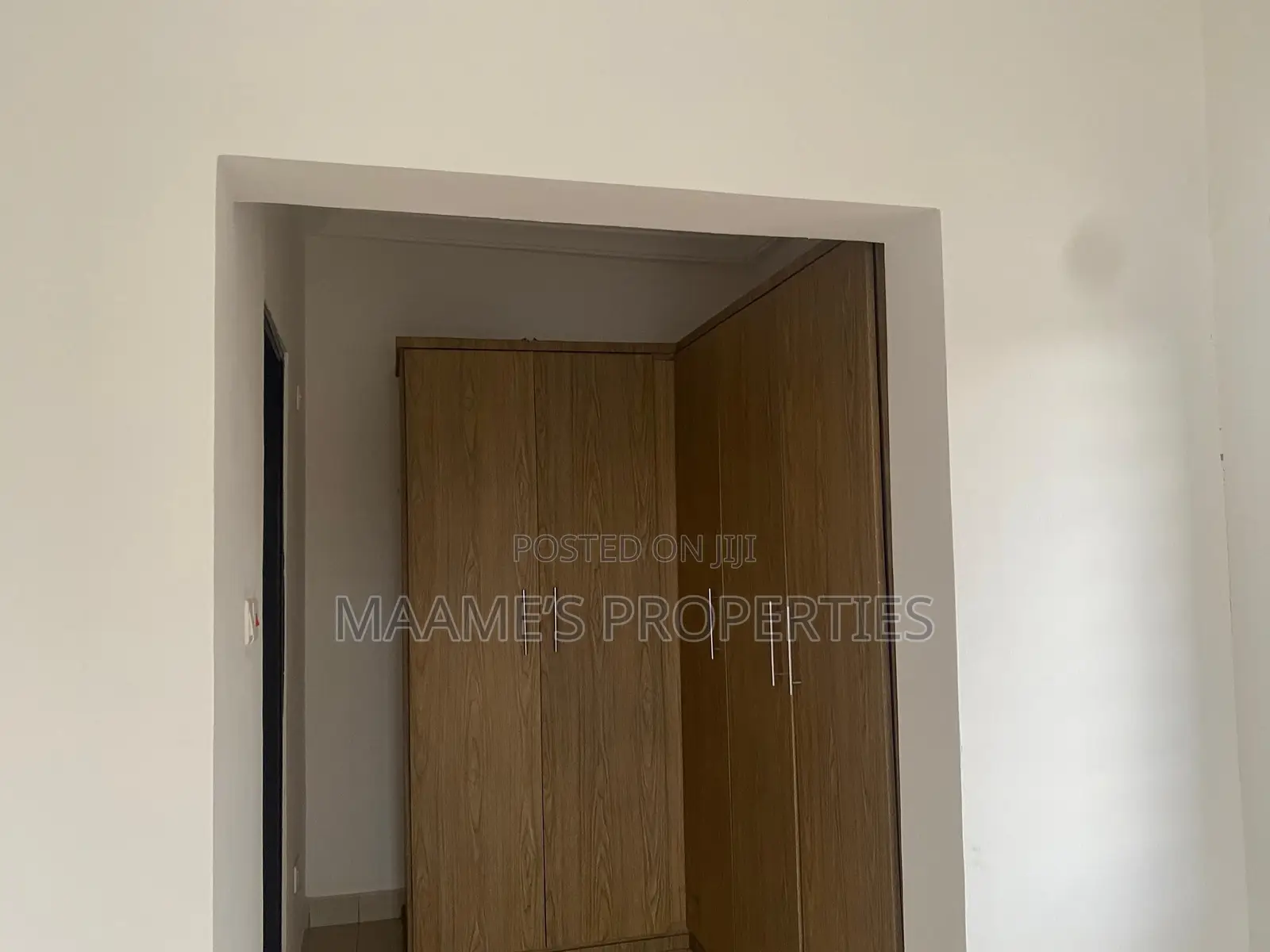 4bdrm Duplex in Adenta for rent