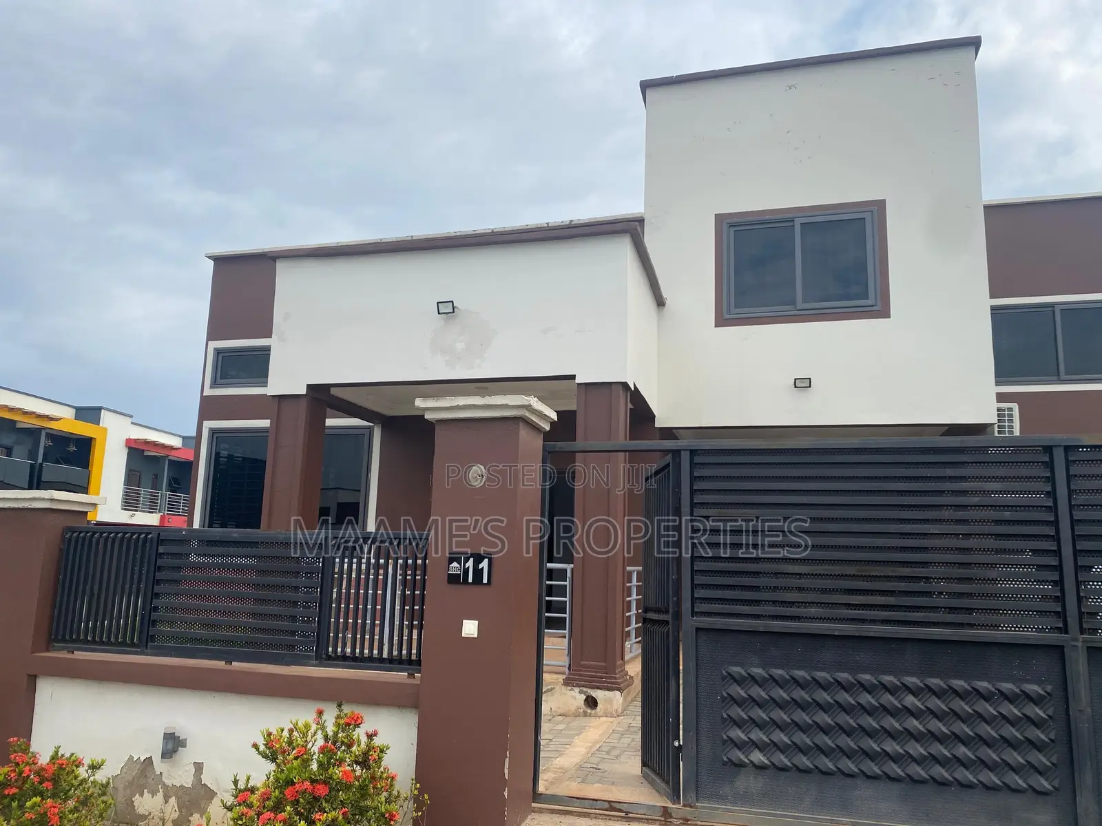 4bdrm Duplex in Adenta for rent