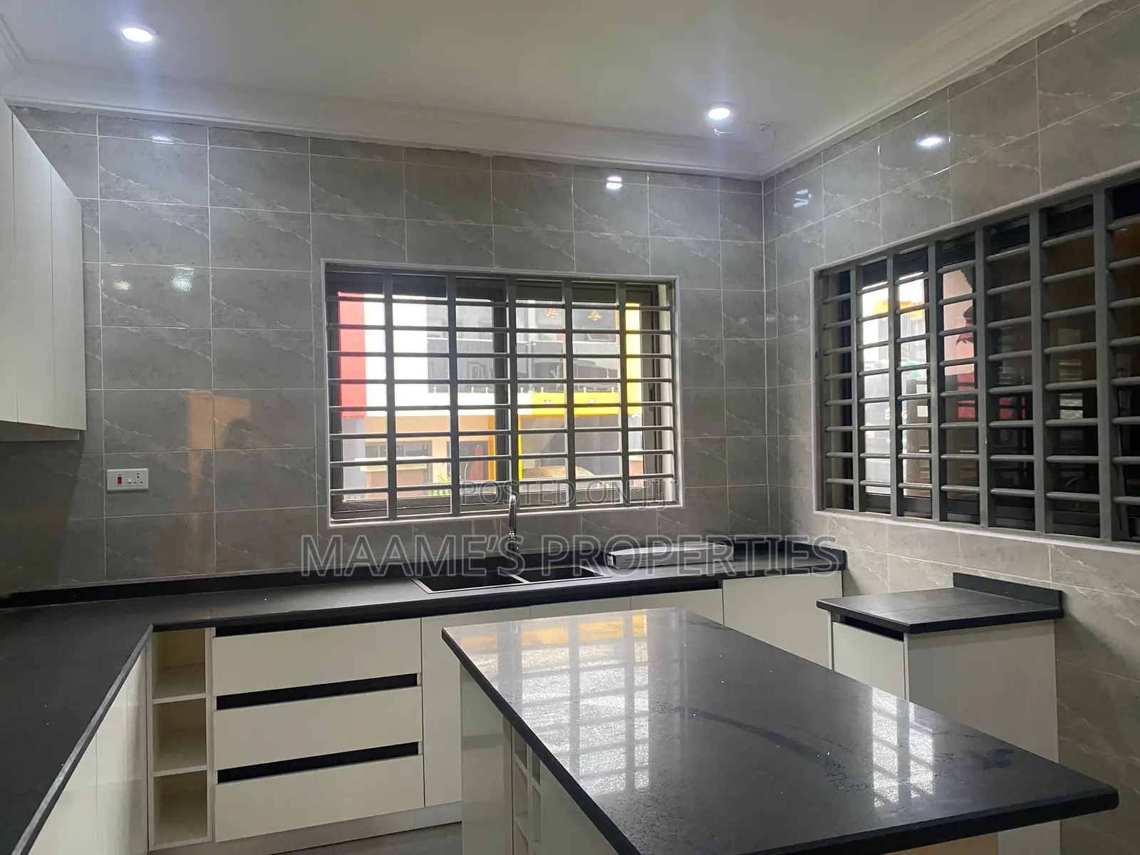 4bdrm Duplex in Adenta for rent