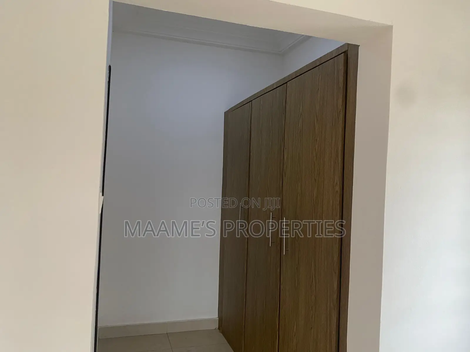 4bdrm Duplex in Adenta for rent
