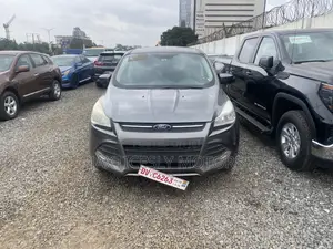 Ford Escape SE 4dr SUV (1.6L 4cyl Turbo 6A) 2014 Gray