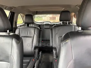 Toyota Highlander XLE 2019 Gray