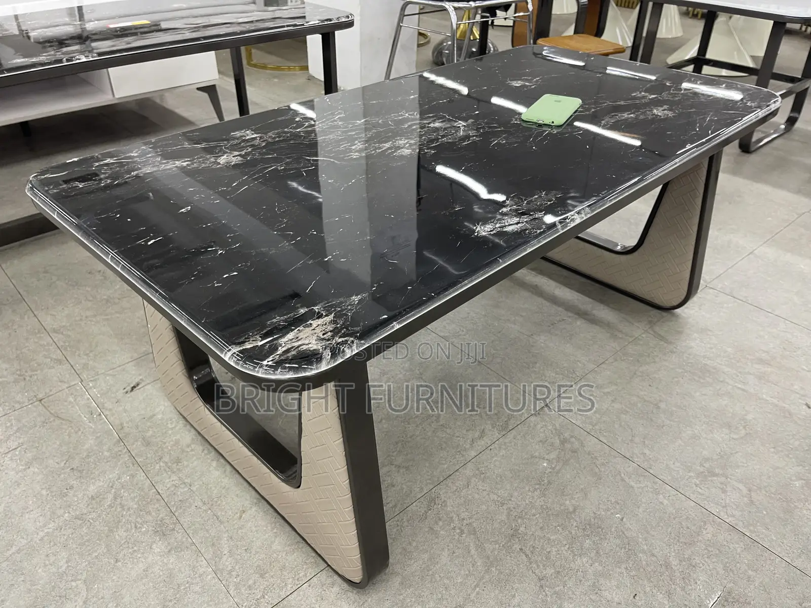 High Quality Center Table