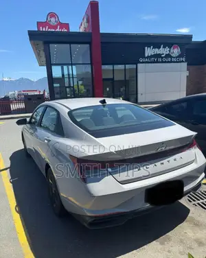 Hyundai Elantra SEL 2022 Gray