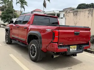 Toyota Tacoma TRD Sport Double Cab 5.0 ft. SB 2025 Red