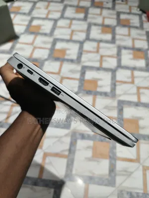 Laptop Dell Latitude 5310 8GB Intel Core i5 SSD 256GB