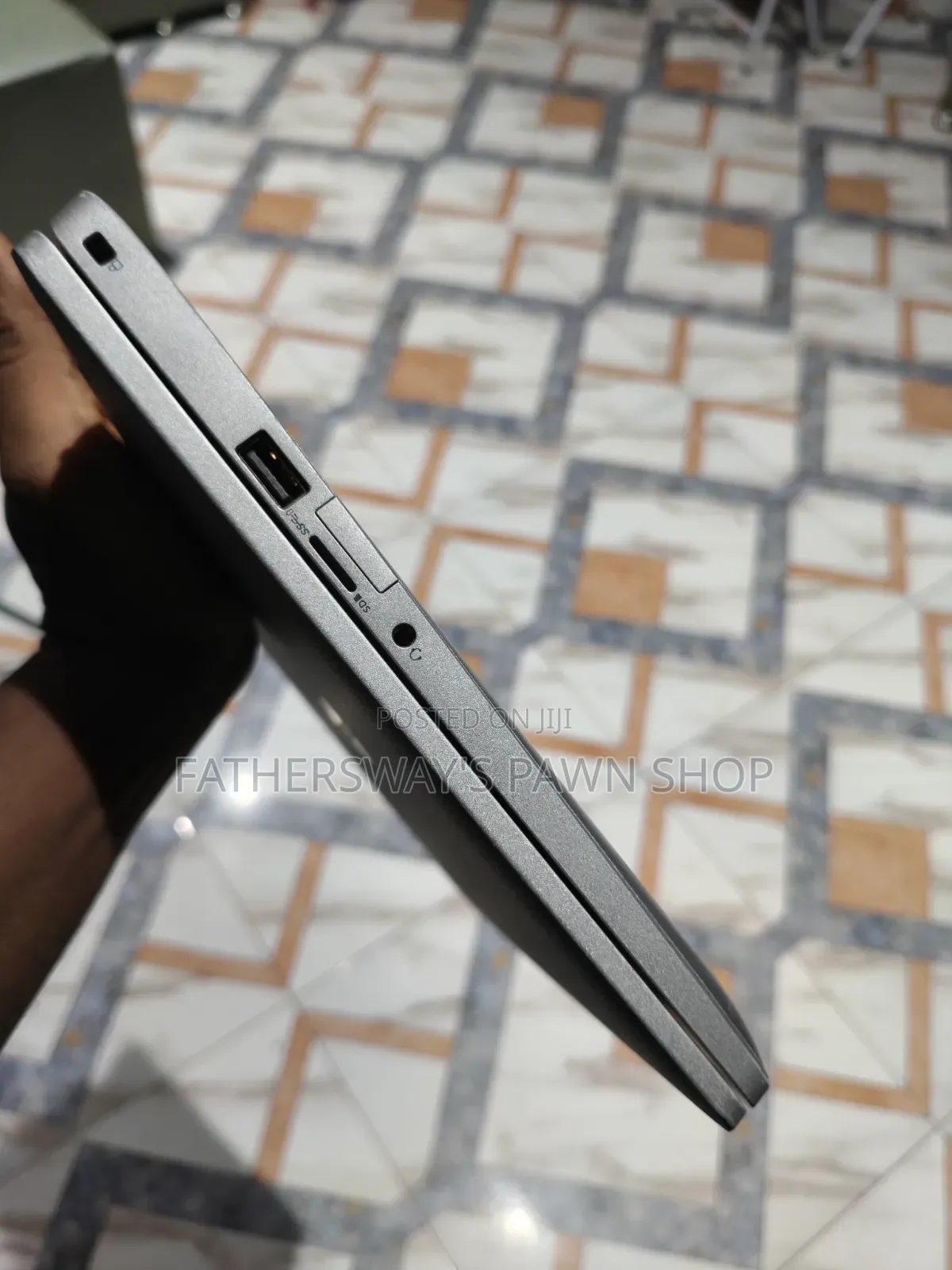 Laptop Dell Latitude 5310 8GB Intel Core i5 SSD 256GB
