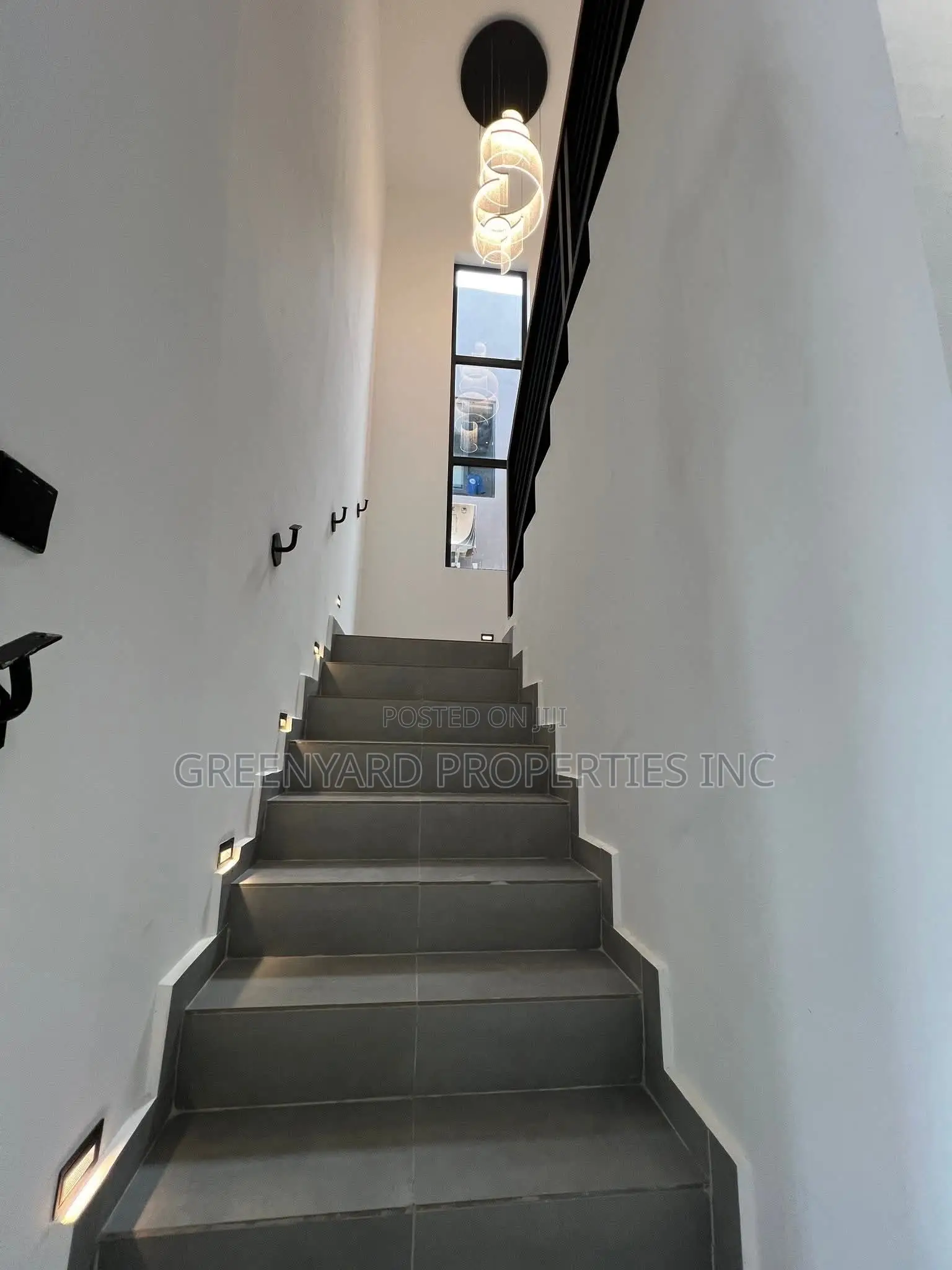 4bdrm House in Oyarifa for sale