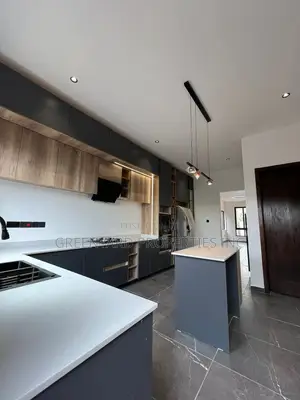 4bdrm House in Oyarifa for sale