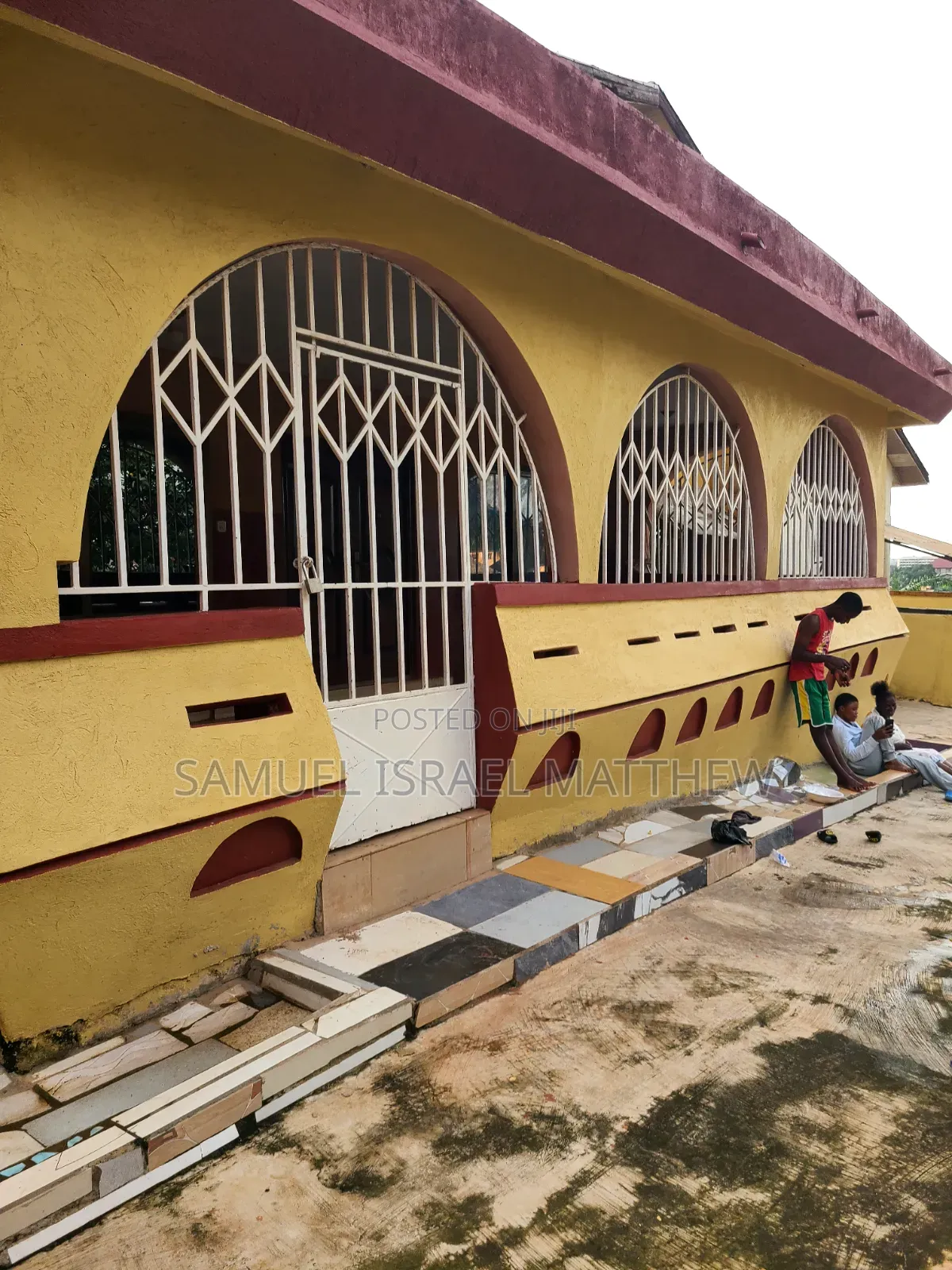Furnished 6bdrm House in Medoma, Afigya-Kwabre for sale