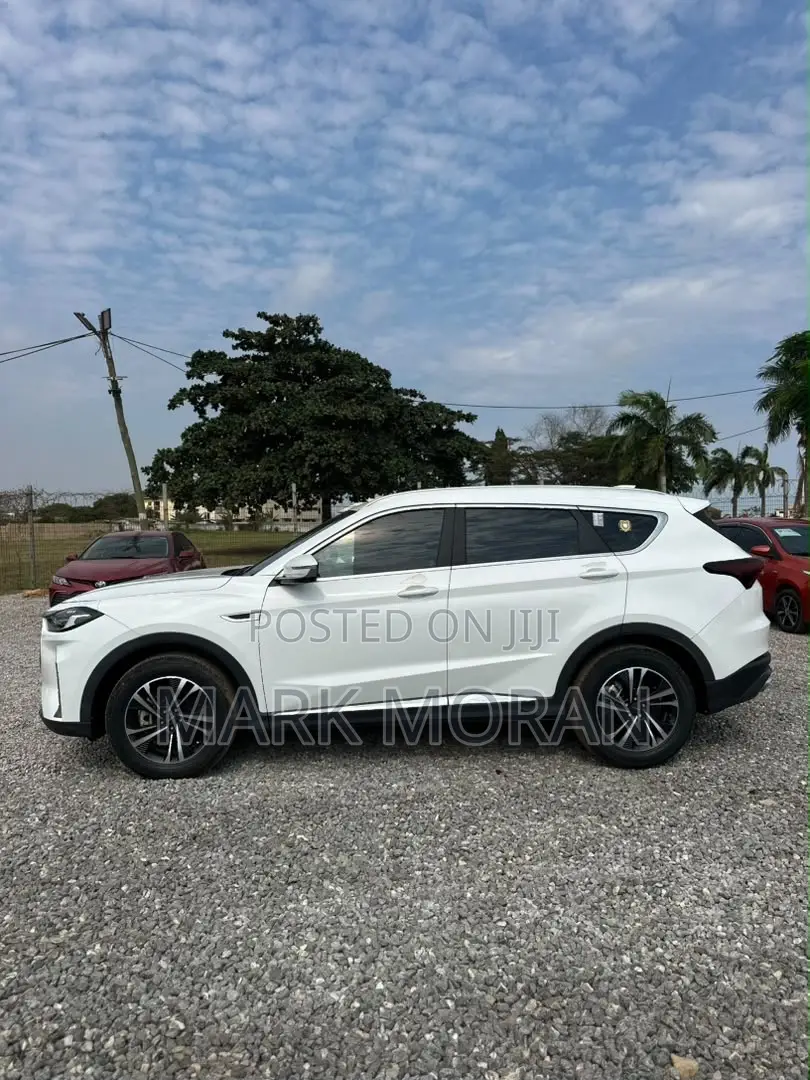 Jetour X70 Plus 2021 White