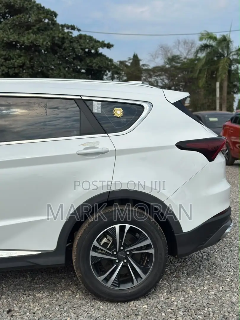 Jetour X70 Plus 2021 White
