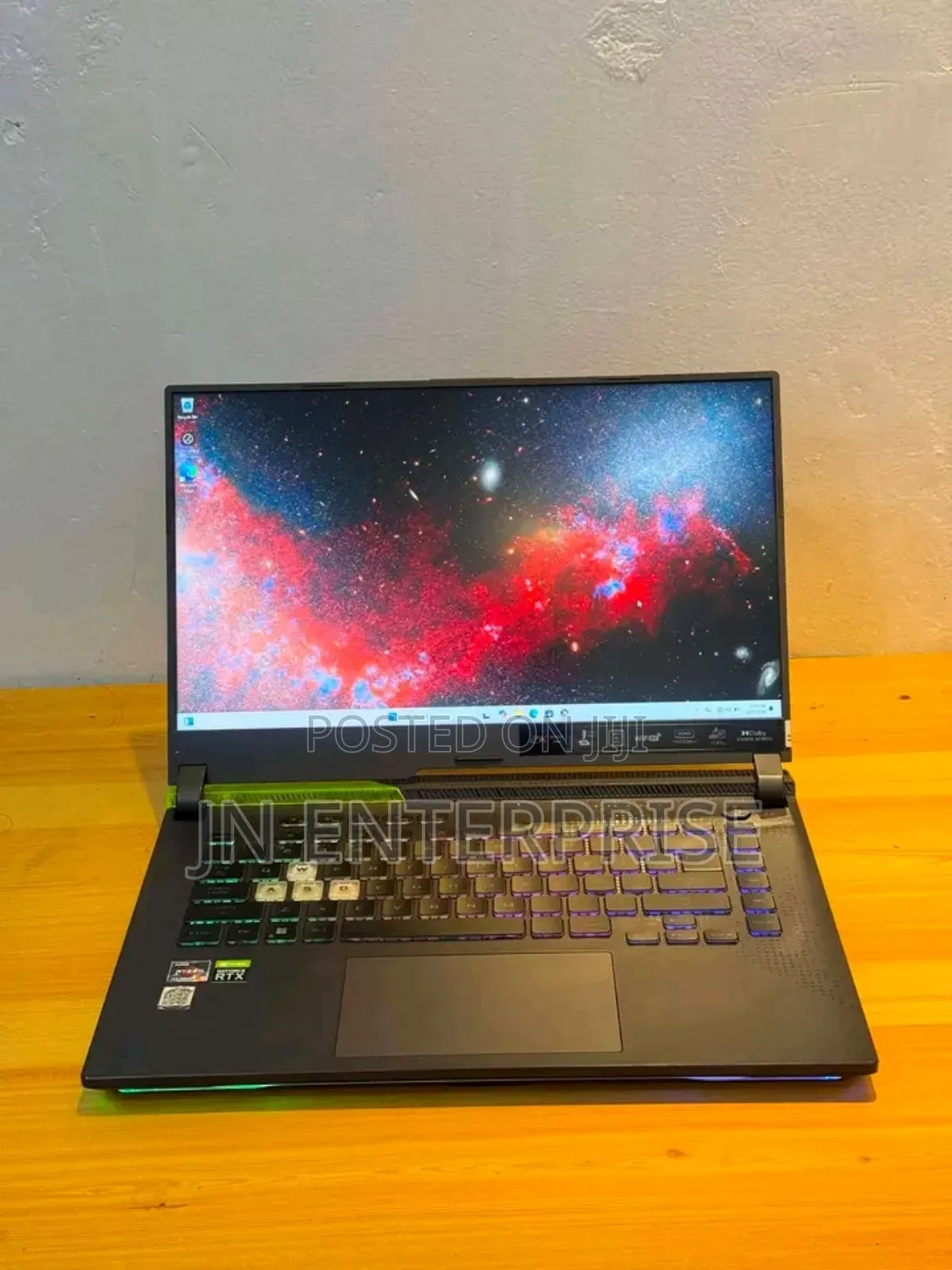 New Laptop Asus ROG Strix G17 16GB AMD Ryzen 9 SSD 1T