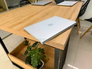 New Laptop Dell XPS 13 16GB Intel Core i7 SSD 512GB