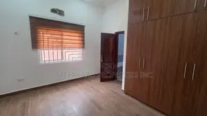 3bdrm House in Ghana Flag, Oyarifa for sale