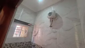 3bdrm House in Ghana Flag, Oyarifa for sale