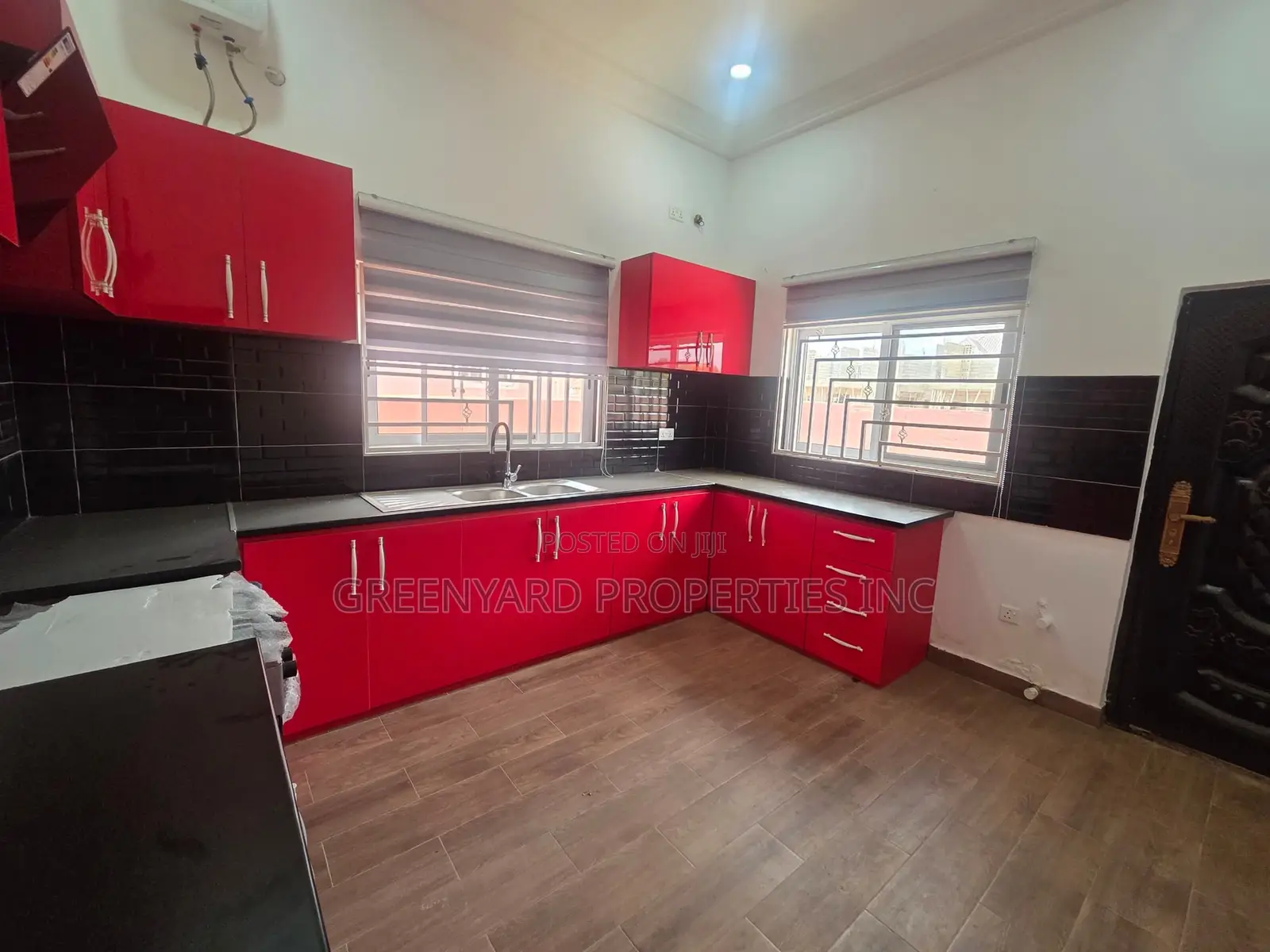 3bdrm House in Ghana Flag, Oyarifa for sale