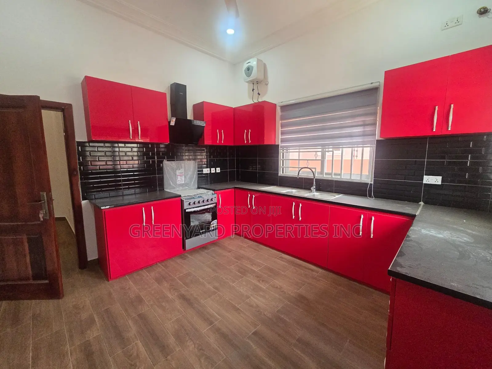3bdrm House in Ghana Flag, Oyarifa for sale
