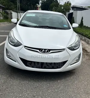 Hyundai Elantra SE Sedan FWD (1.8L 4cyl 6A) 2016 White