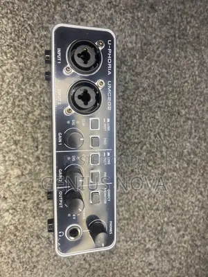 U-Phoria Sound UMC 202