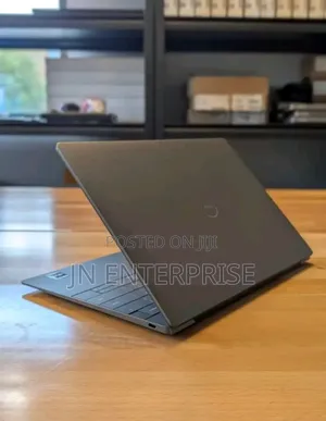 New Laptop Dell XPS 13 16GB Intel Core i7 SSD 512GB